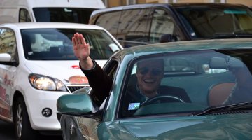 Filip Turek jezdil v autě se zdviženou pravicí, lajkoval Hitlera. Řeší to policie — Deník N