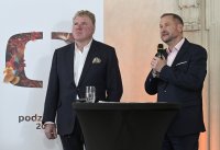 Vedení České televize (vlevo programový ředitel ČT Milan Fridrich, vpravo generální ředitel Jan
Souček) by si mělo ujasnit, jaké jsou priority při práci v televizi veřejné služby. Ilustrační foto: ČTK