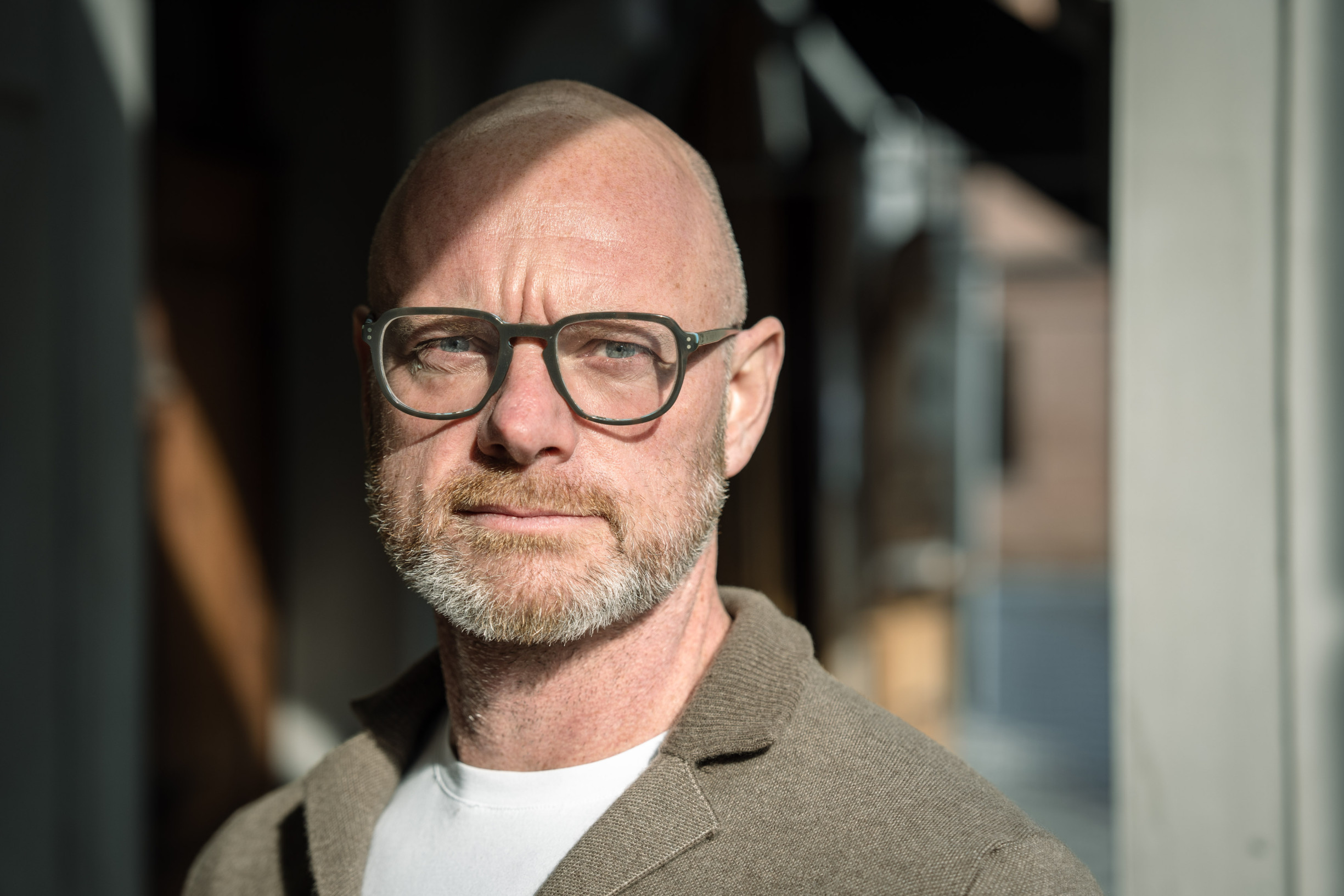 Plagův plán, jak dostat mobily ze škol: plošný zákaz nyní nechystá, chce vsadit na vysvětlování