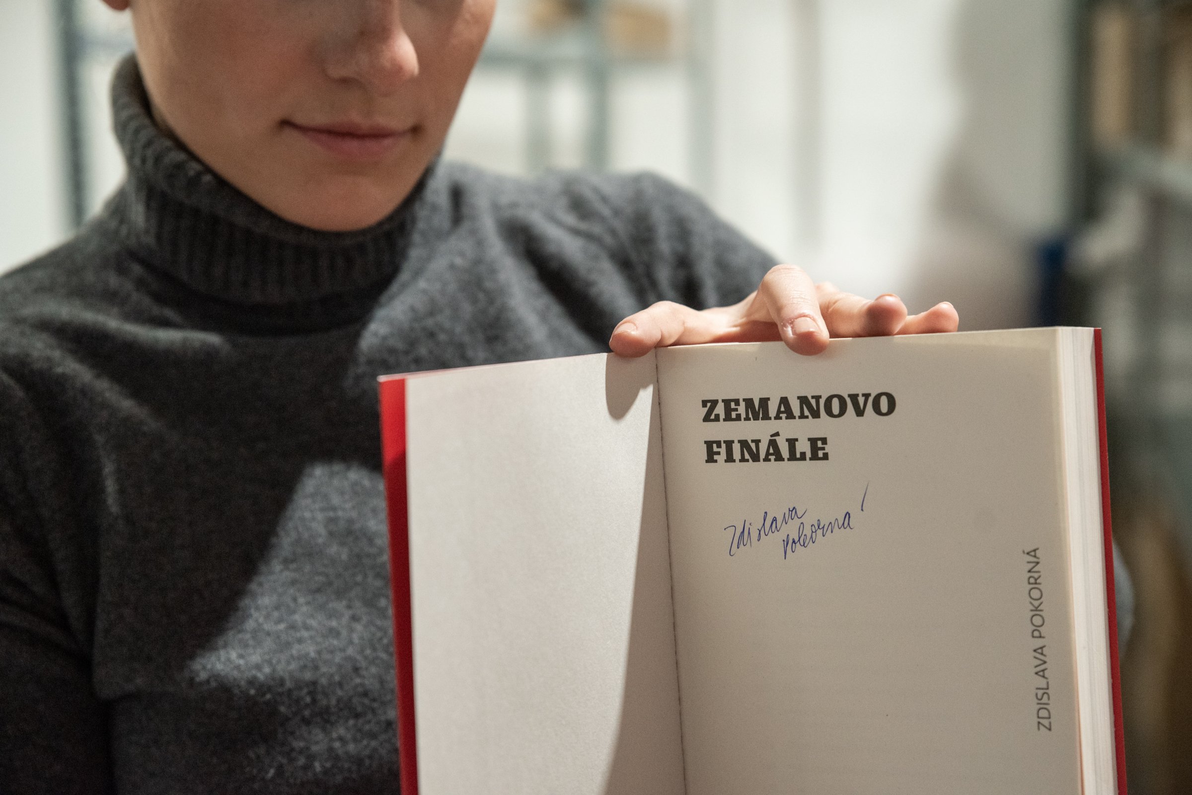 Zemanovo finále s podpisem autorky