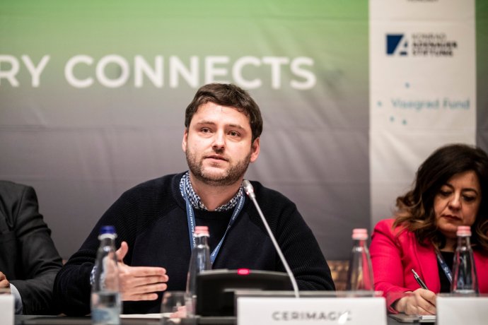 Dodikova vize slabé a roztříštěné Bosny je podle analytika Ćerimagiče velmi živá i v srbském Bělehradě. Foto: archiv AĆ