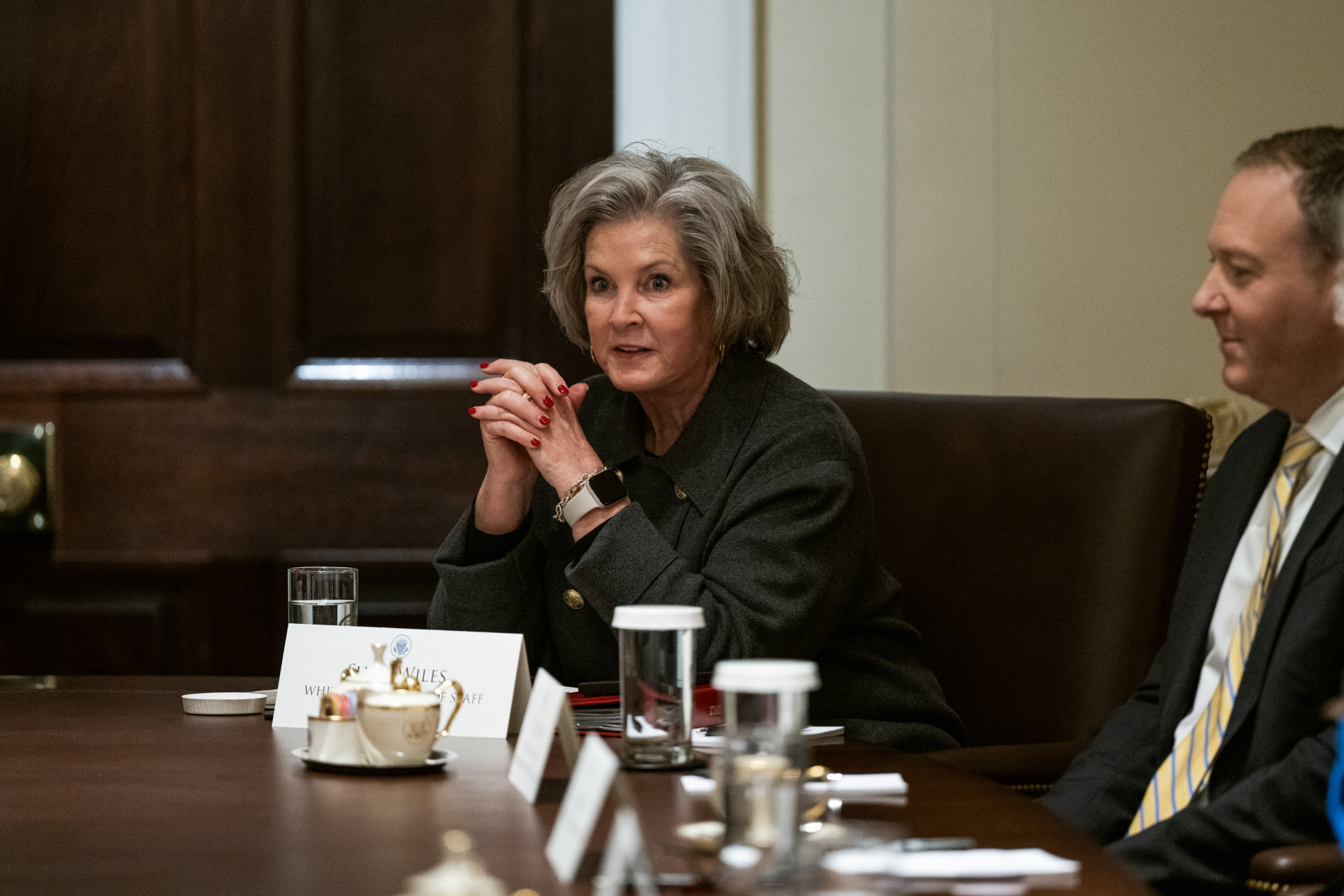 Trumpův svět (331. den): Prezident má osobnost alkoholika. Co nám o Trumpovi prozradila šéfka kanceláře Bílého domu