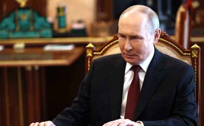 Vladimir Putin při setkání s náčelníkem generálního štábu Gerasimovem. Foto: kremlin.ru