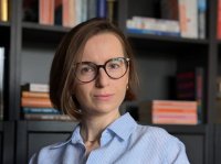 „Lidé, kteří pociťují finanční úzkost, hodnotí své zdraví hůře. Je mezi nimi vyšší míra úmrtnosti, rozvodovosti, častěji mají depresivní příznaky," říká výzkumnice Magdalena Adamus. Foto: archiv Magdaleny Adamus
