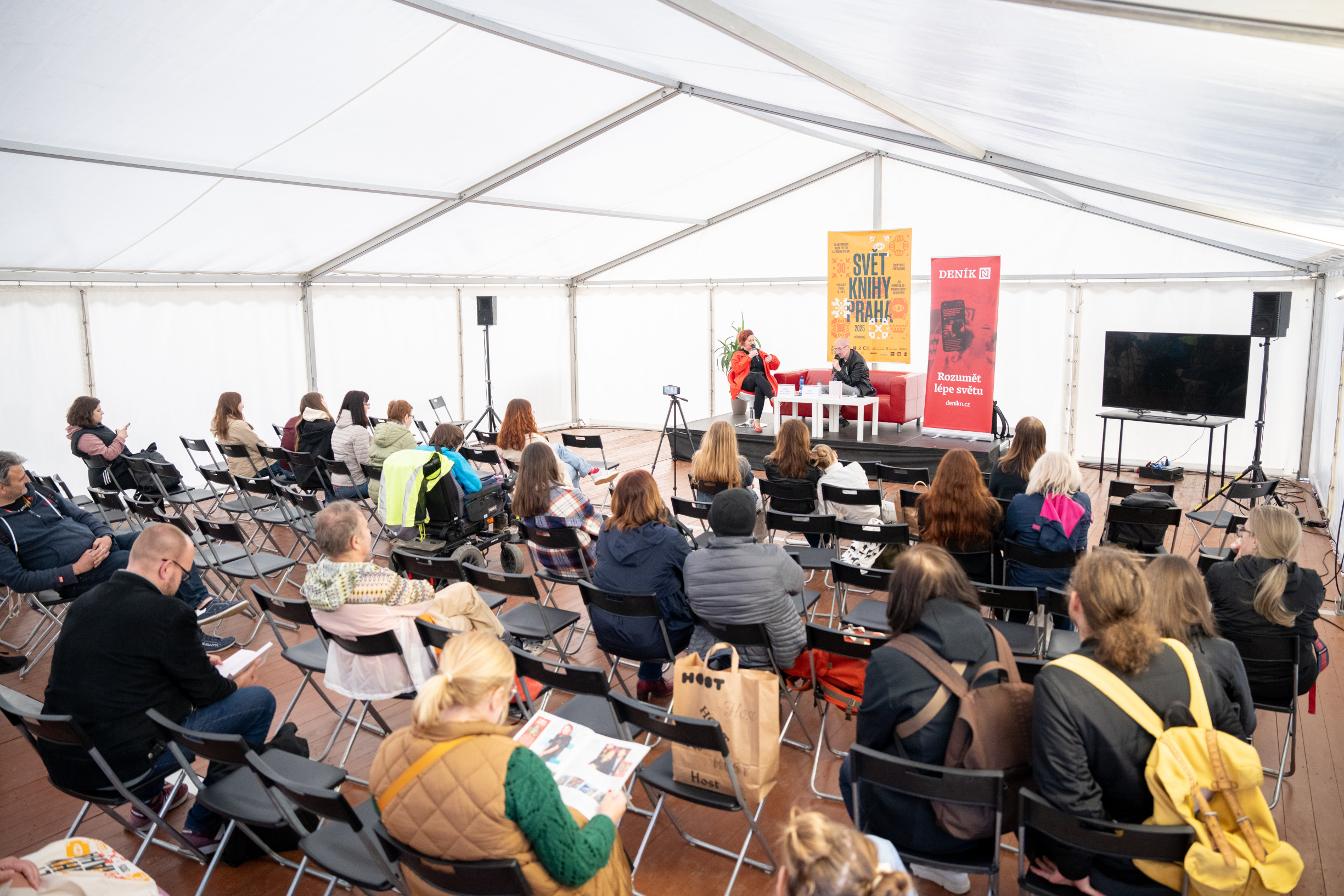 Tři týdny před začátkem oznámil mezinárodní knižní veletrh a literární festival...