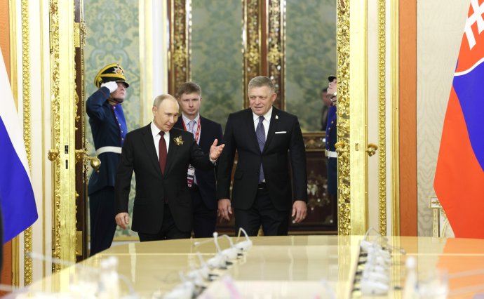 Robert Fico 9. května 2025 u Putina v Kremlu. Foto: Kreml, kremlin.ru