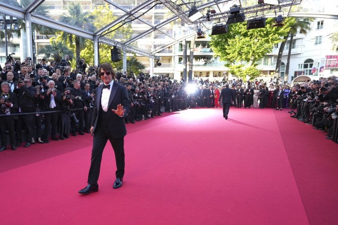 Tom Cruise na festivalu v Cannes uvedl nové a snad i poslední pokračování filmu Mission: Impossible – Poslední zúčtování. Foto: Natacha Pisarenko, ČTK/AP