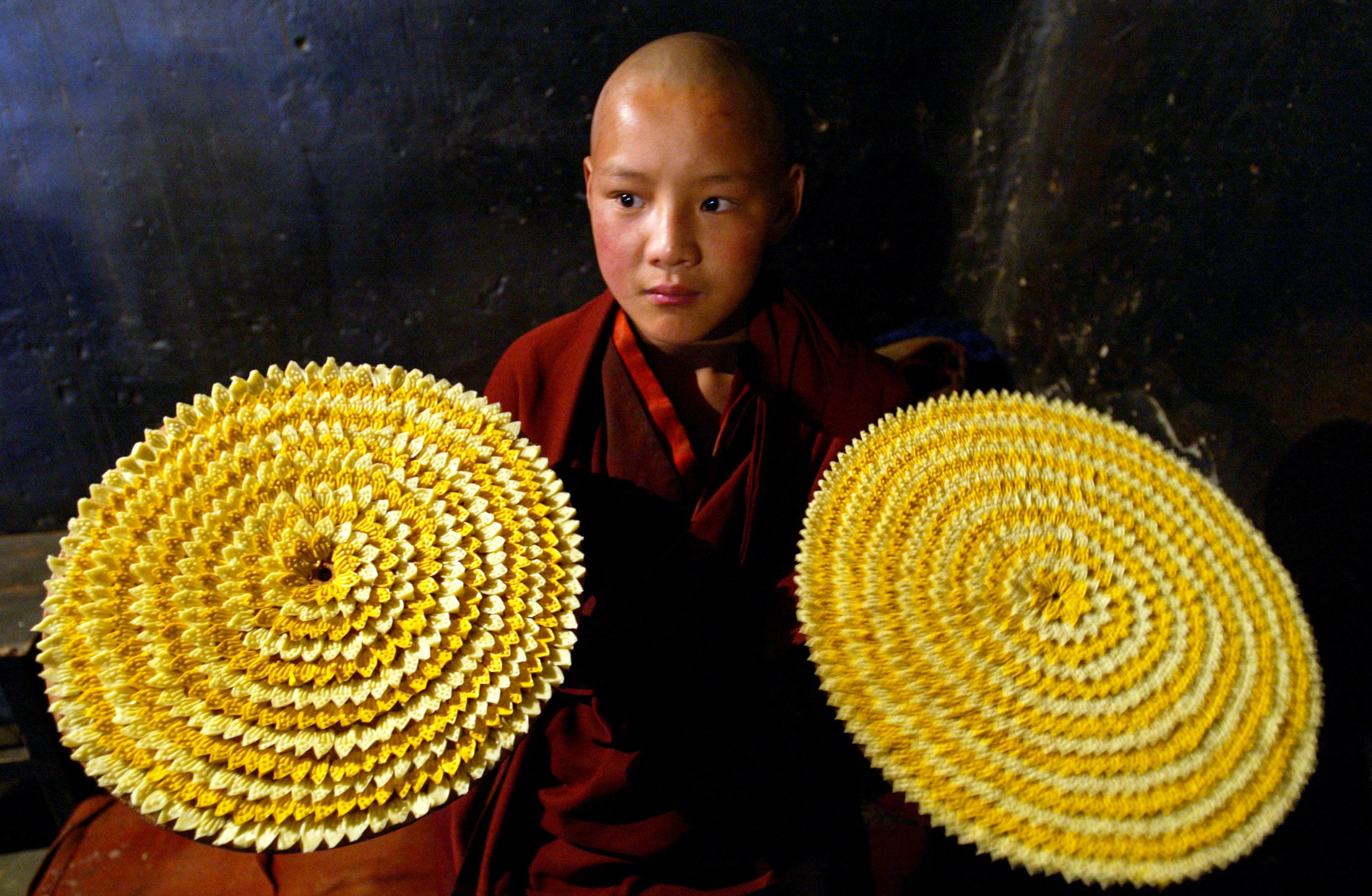 Kdo bude příštím dalajlamou? Tändzin Gjamccho slaví 90. narozeniny a po převtělenci se sápe rudý prapor