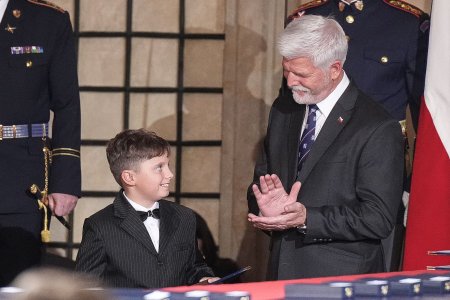 Vizionář, zachránci životů i věčná optimistka Drábová. Koho vyznamenal prezident Pavel