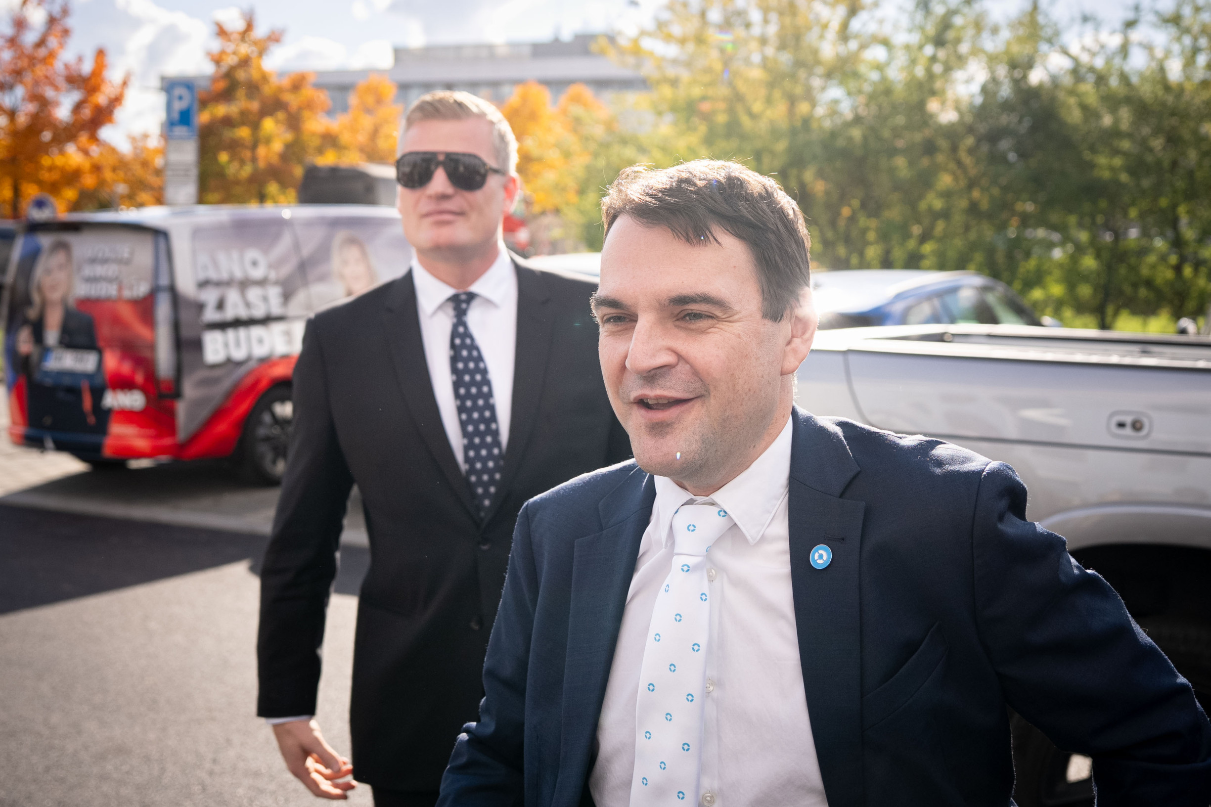 „Ukázka diletantství.“ Jaké zmatky způsobil neobvyklý Macinkův tah v Bruselu