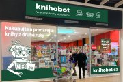 Brigádníci Knihobotu popisují špatné pracovní podmínky. „Ne každý se na takovou práci hodí,“ oponuje ředitel firmy
