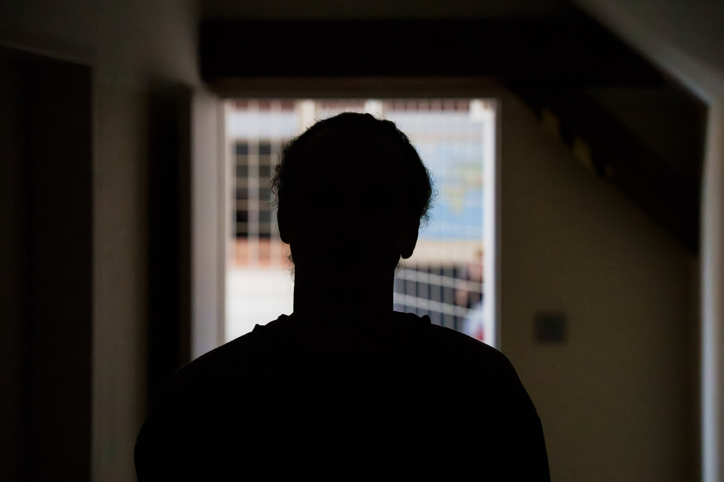 „Vinu jsem si neodpustil, ale našel jsem sílu žít dál.“ Muž odsouzený za vraždu manželky líčí vězeňskou terapii tichem