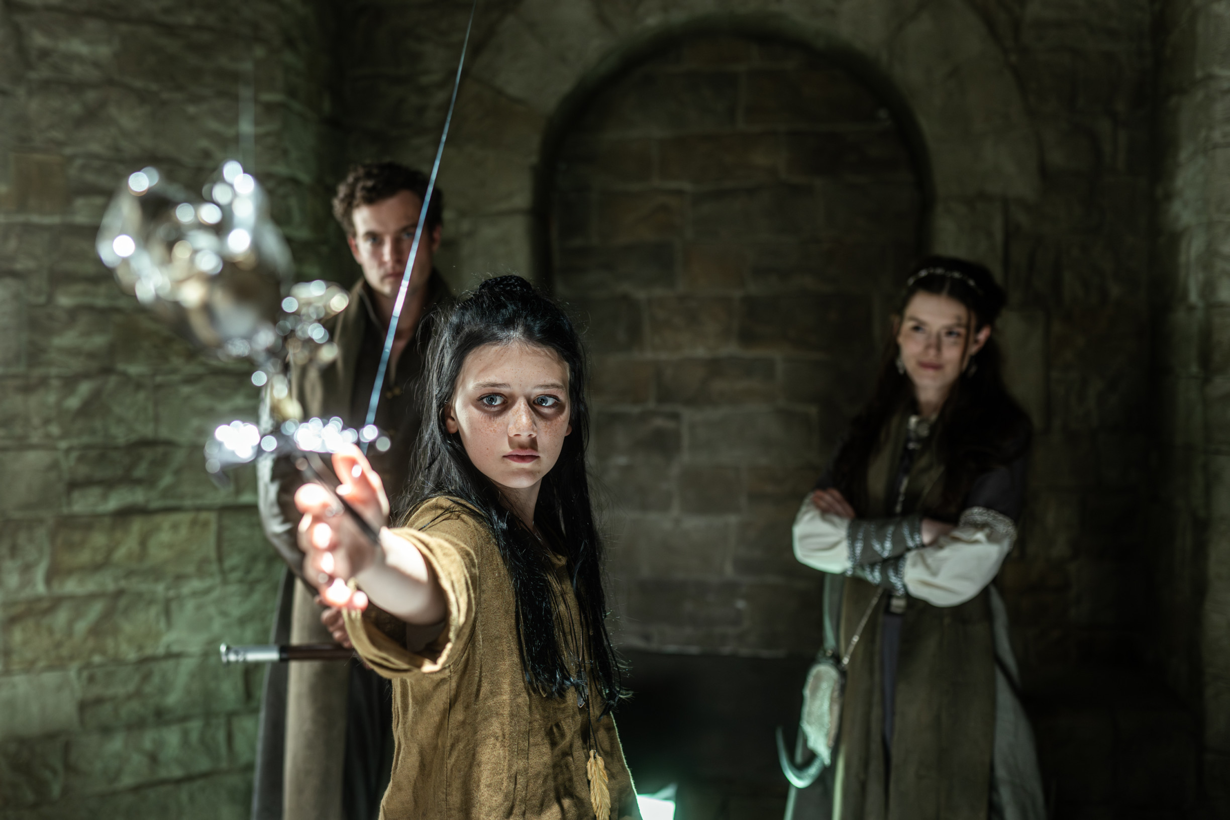 Jak na Harryho Pottera po česku? Nový film Zrození alchymistky nabízí špatnou odpověď