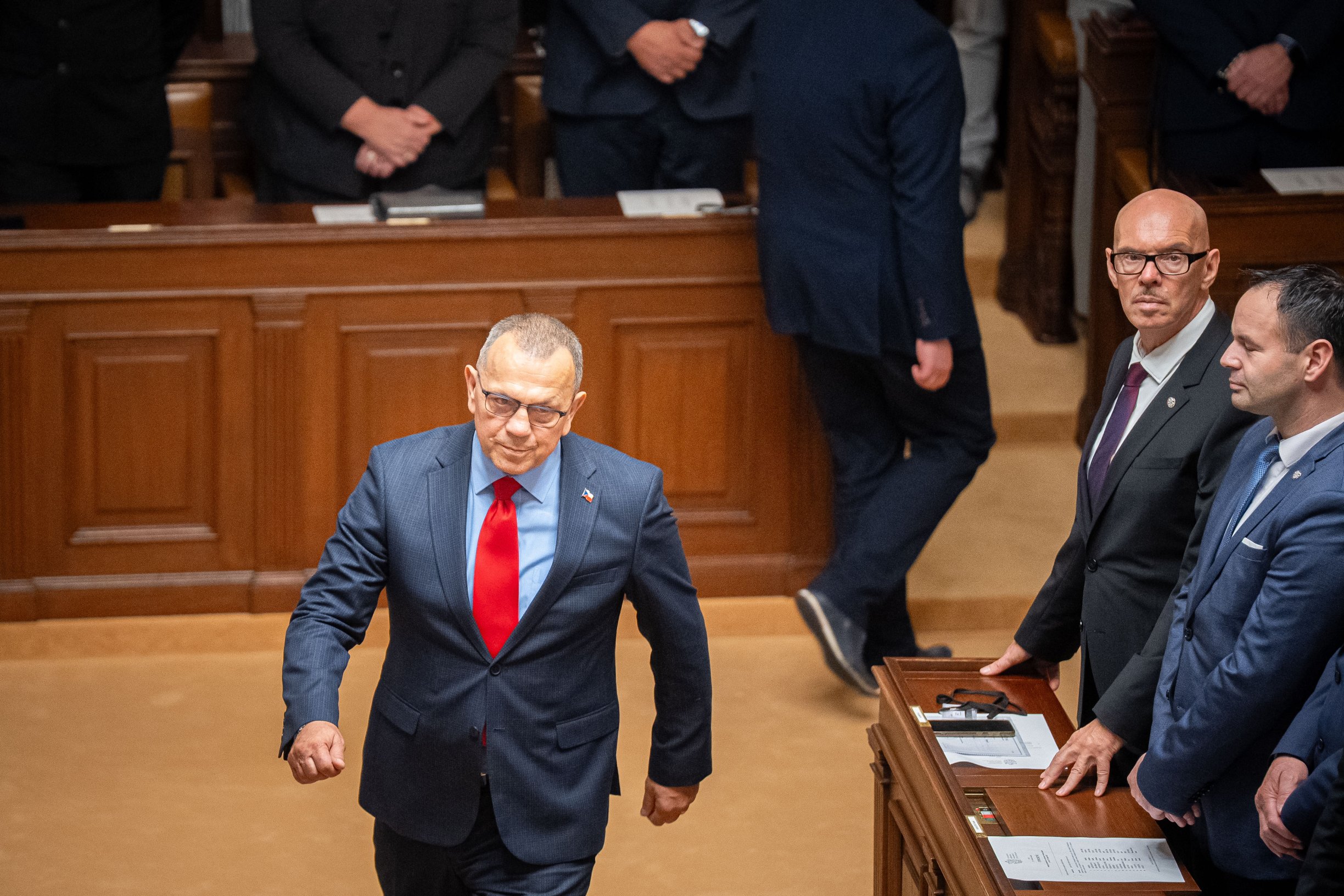 Foldyna je podezřelý, že dlouhodobě týral manželku i děti. Státní zástupce potvrdil dva možné trestné činy