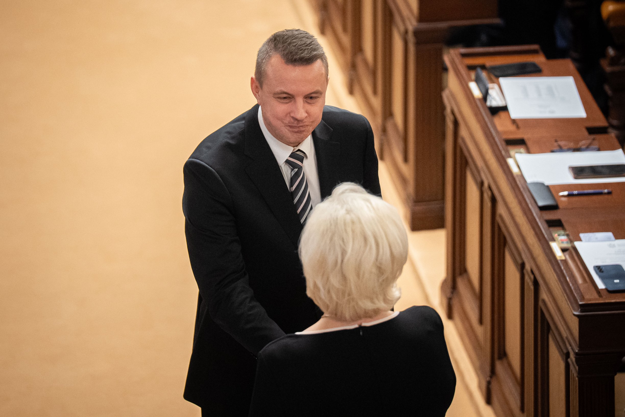 Rajchl chce dostat redaktora Moláčka z České televize. „Naprosto za čárou,“ reaguje šéf Rady
