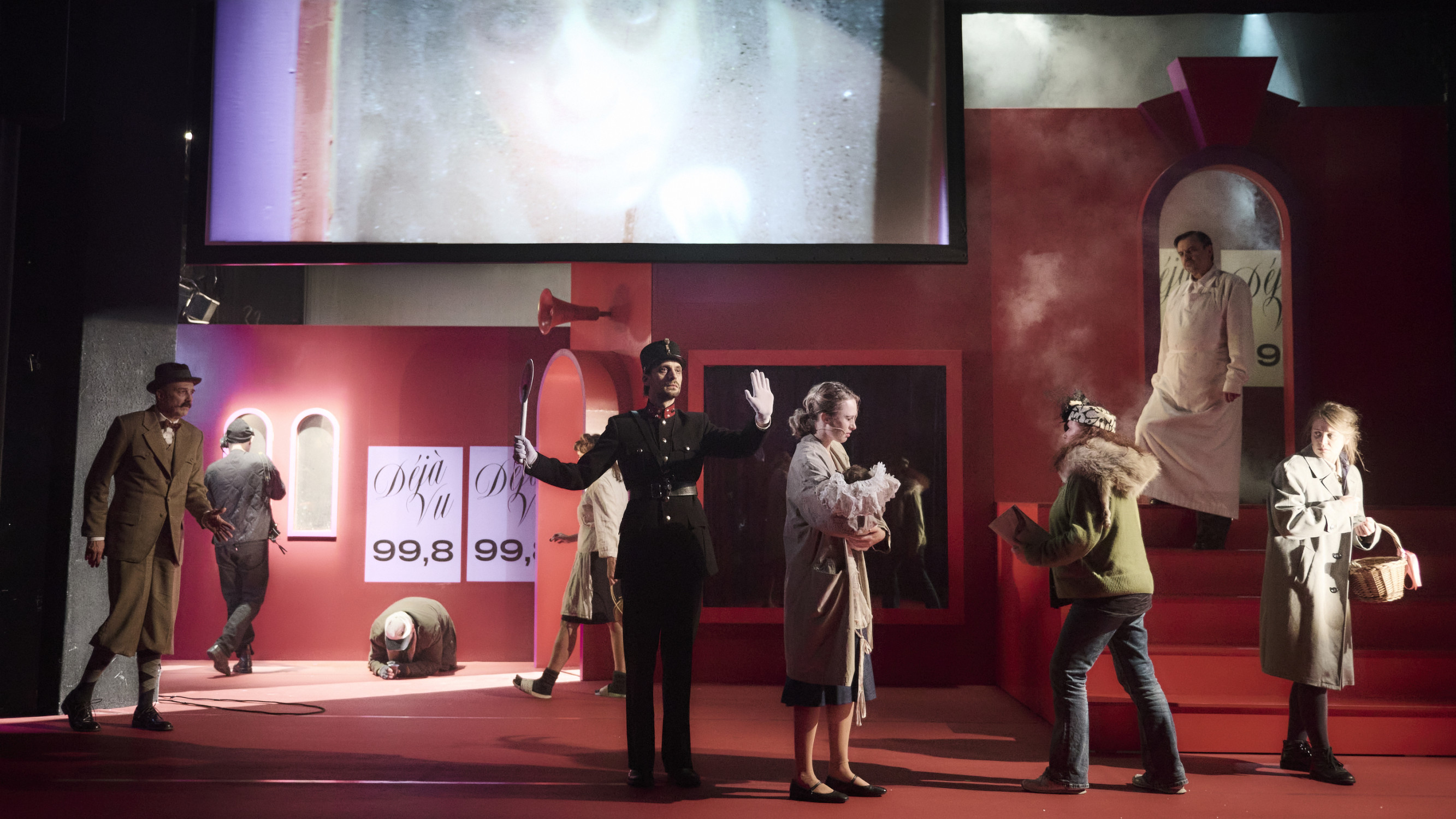 Premiéry Zlatého města a Jany z Arku ukázaly, co Praze a Brnu přinesla divadelní škatulata