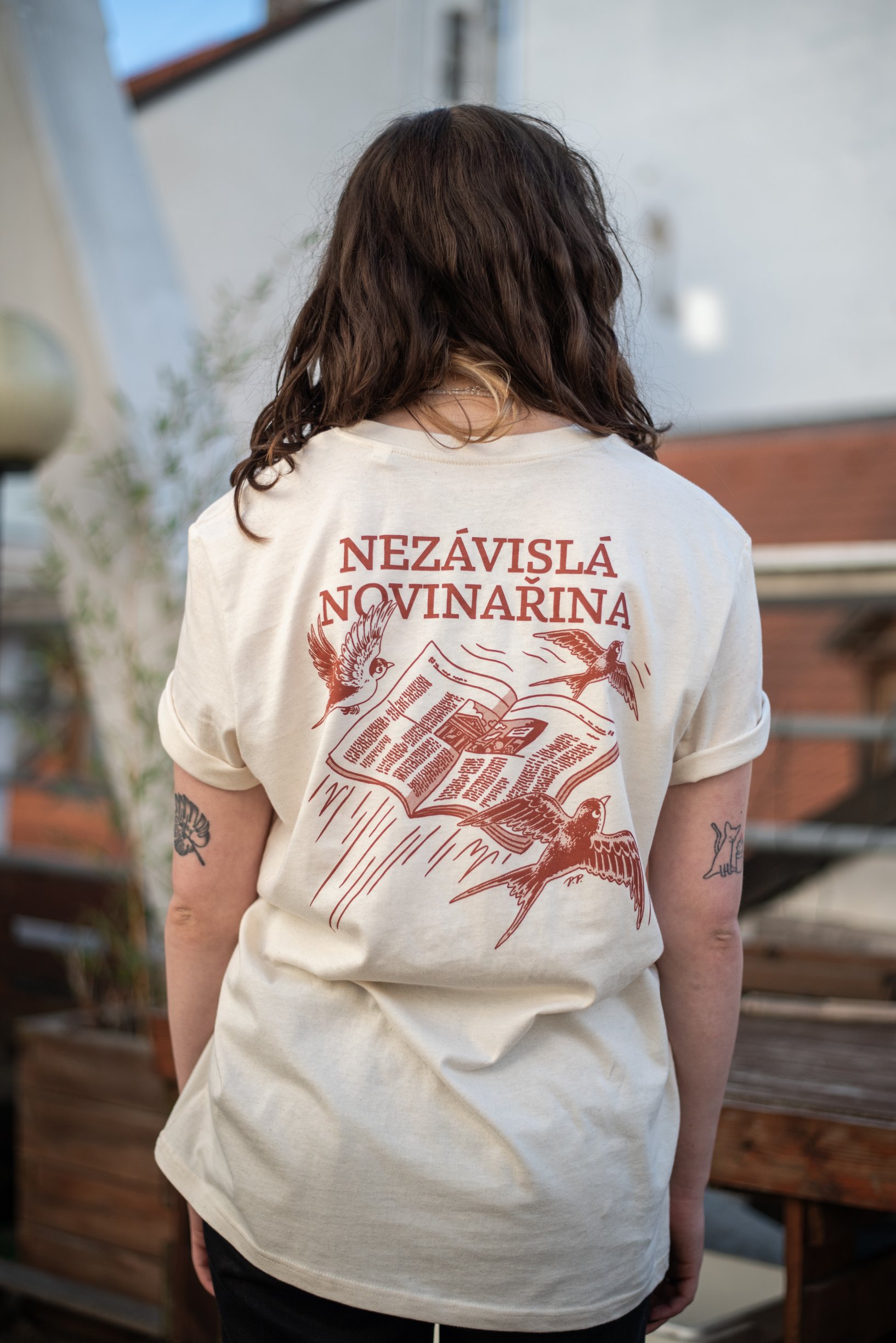 Unisex tričko „Nezávislá novinařina“ (velikost XL)