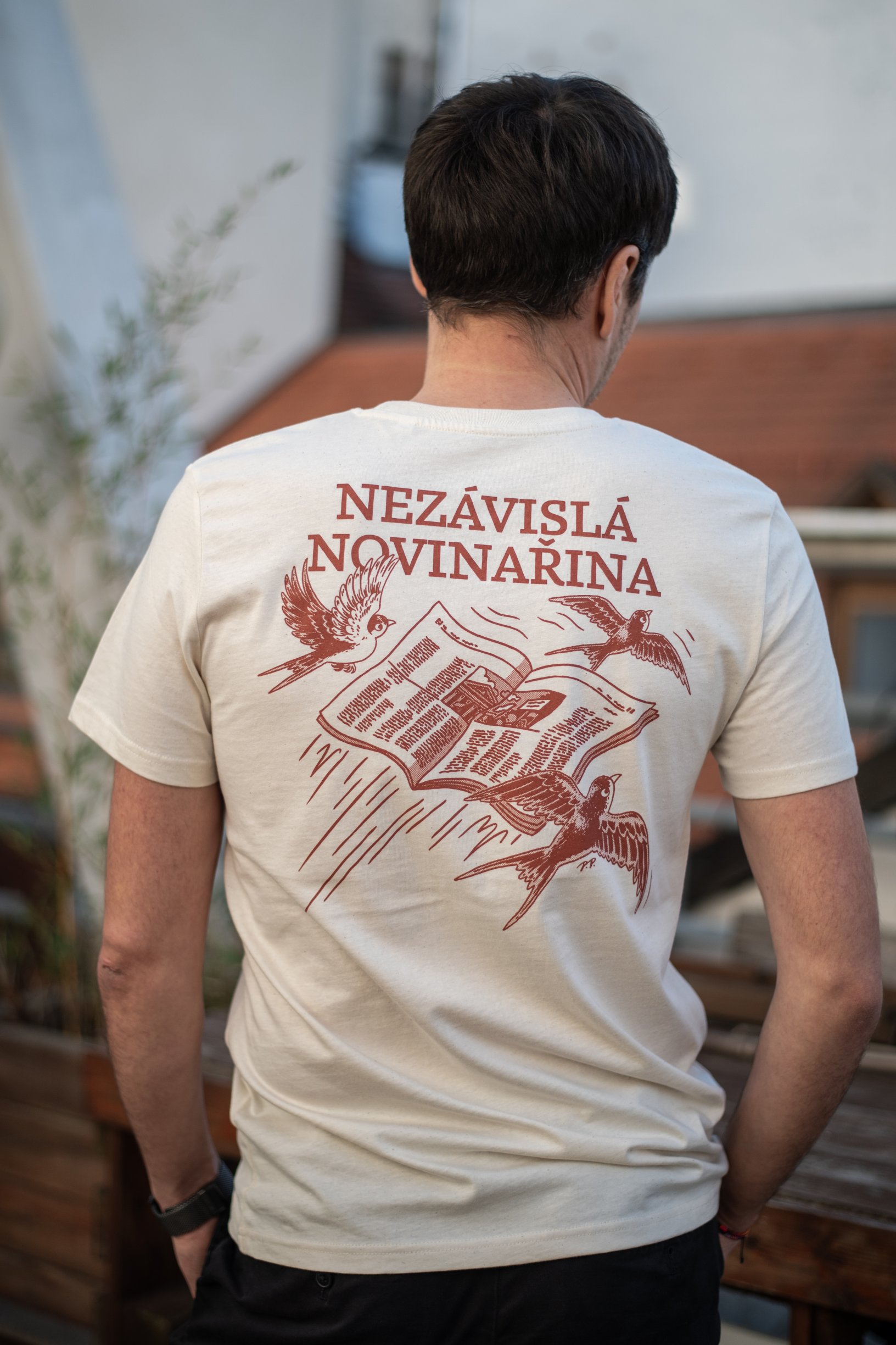 Unisex tričko „Nezávislá novinařina“ (velikost XL)