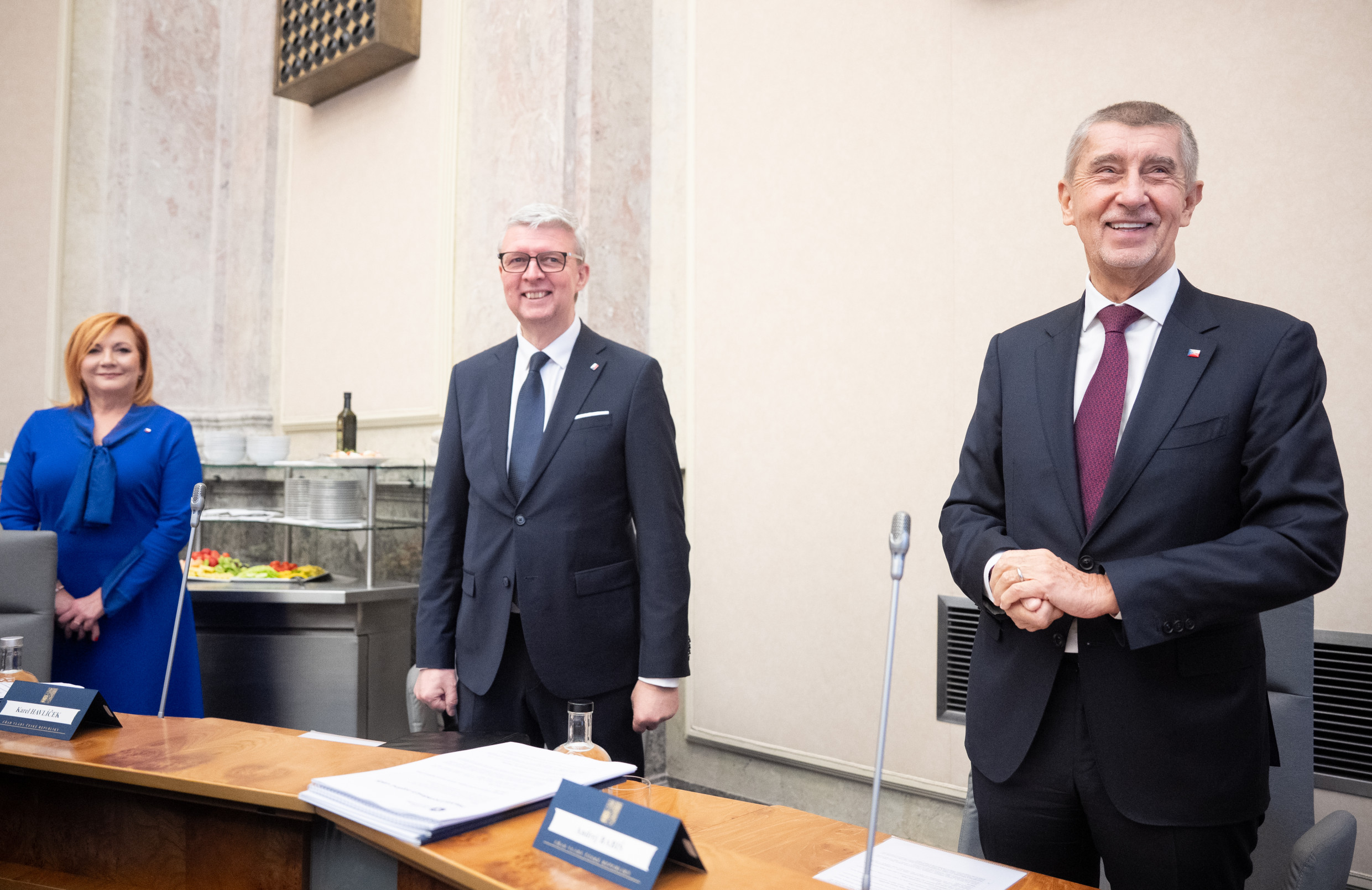 Elektřina zlevní. Babišova vláda její cenu všem zadotuje sedmnácti miliardami