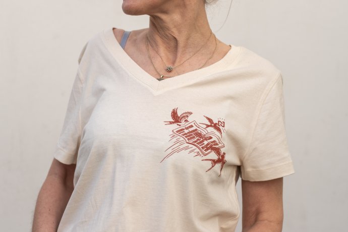 Dámské tričko „Nezávislá novinařina“ (velikost S)