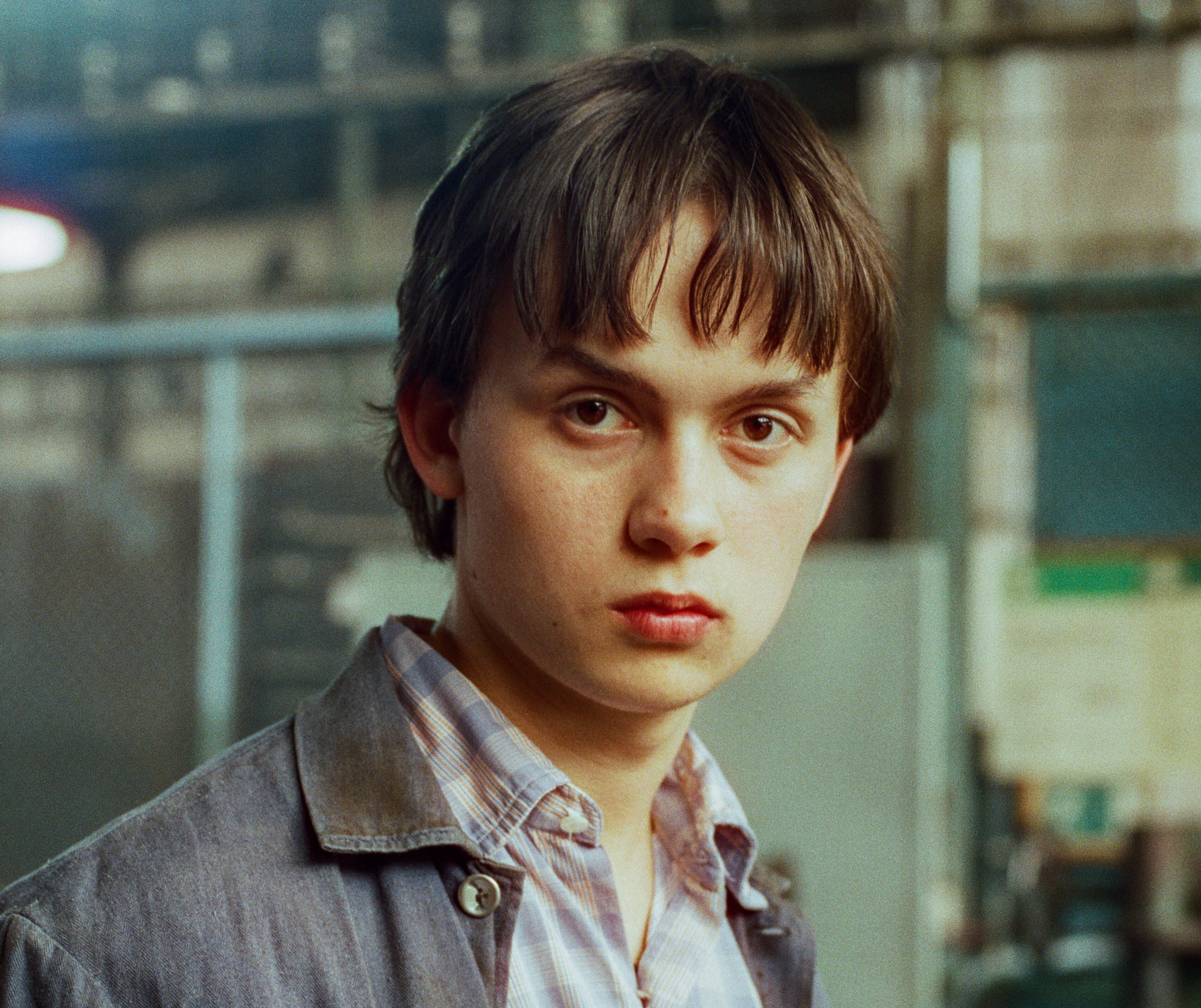 „Tati, já už jsem začal.“ Dospívání spartakiádního vraha Jiřího Straky mezi zvrhlou romantikou a temnotou