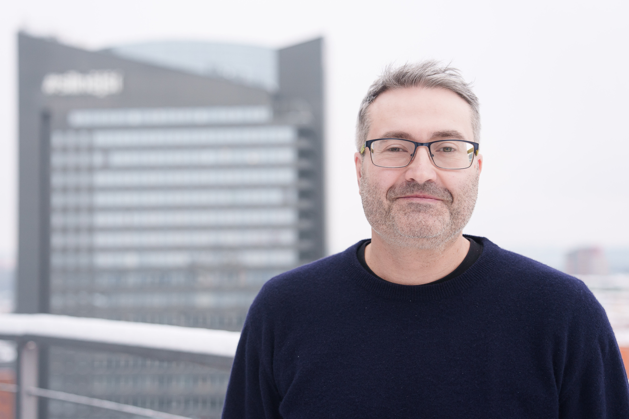 Pořád lidem říkáme, že se mají strašně dobře. Populisté pak vítězí, říká ekonom Navrátil