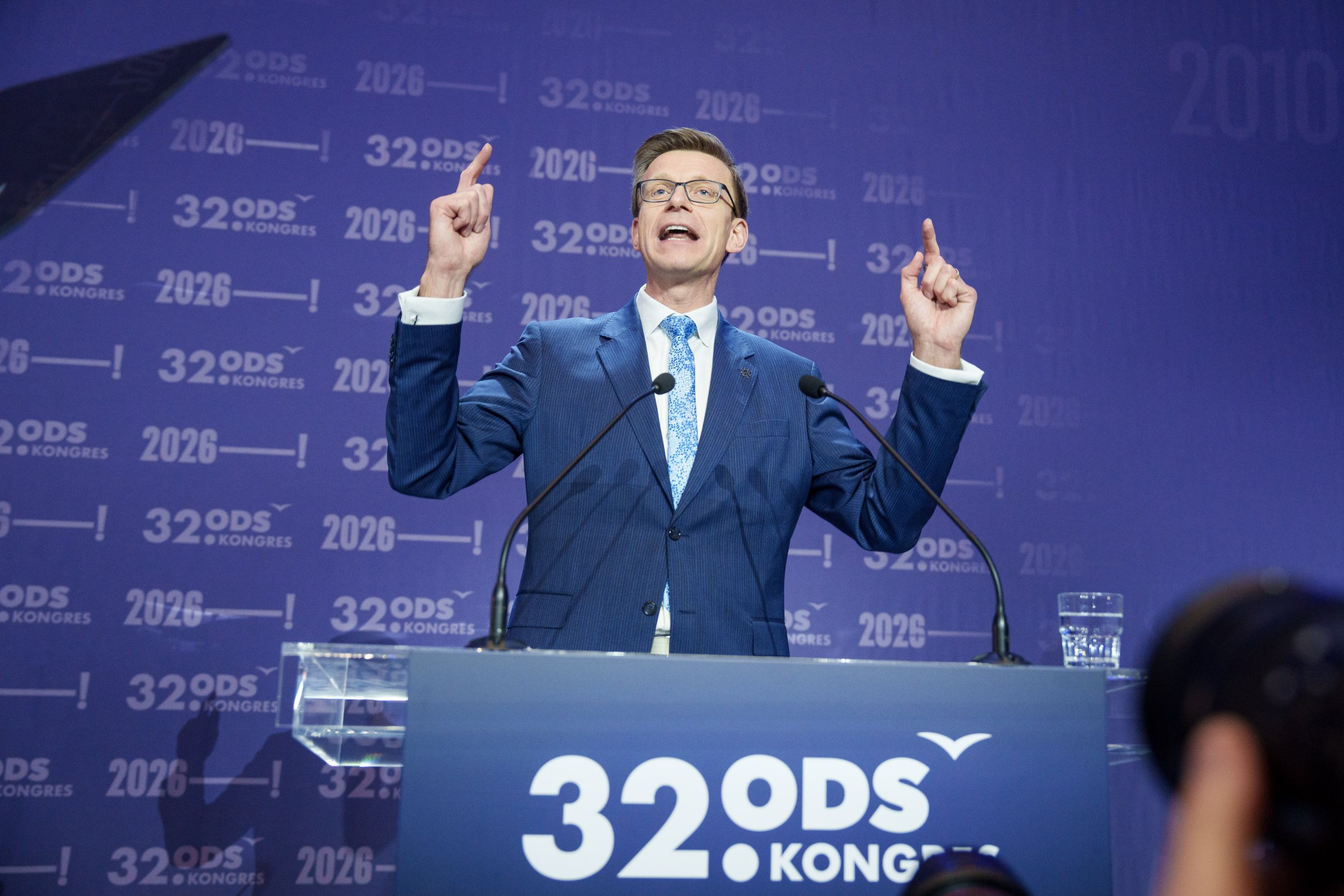 Volební kamufláž. Proč ODS v řadě měst skrývá stranickou značku