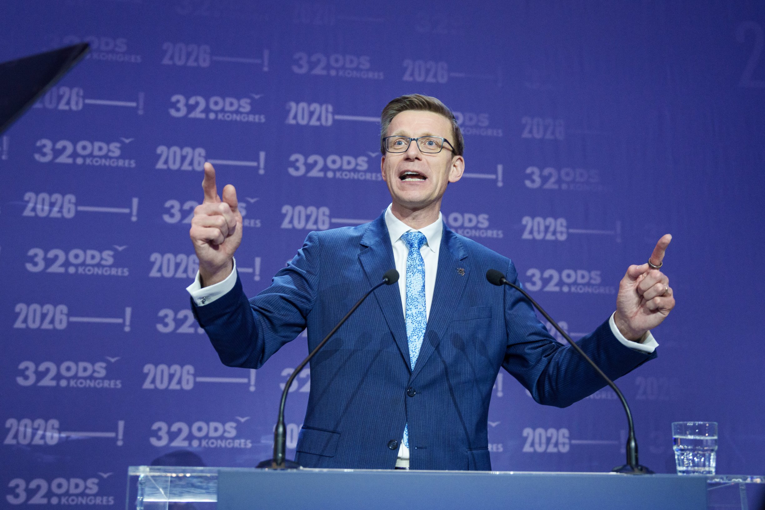 ODS na 12 procentech. Jeden průzkum problém není, strana má ale k obavám skutečné důvody