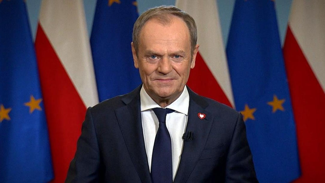„Zaslíbená země,“ oslavuje Tusk Polsko. Poprvé se z Německa a Británie vrací více Poláků, než tam odchází