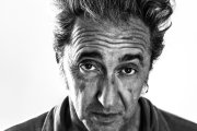 Dobrý politik by měl být neustále plný pochyb, říká oscarový režisér Paolo Sorrentino