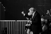 Historik Snyder: K sebevraždě supervelmoci stačil rok Trumpovy vlády