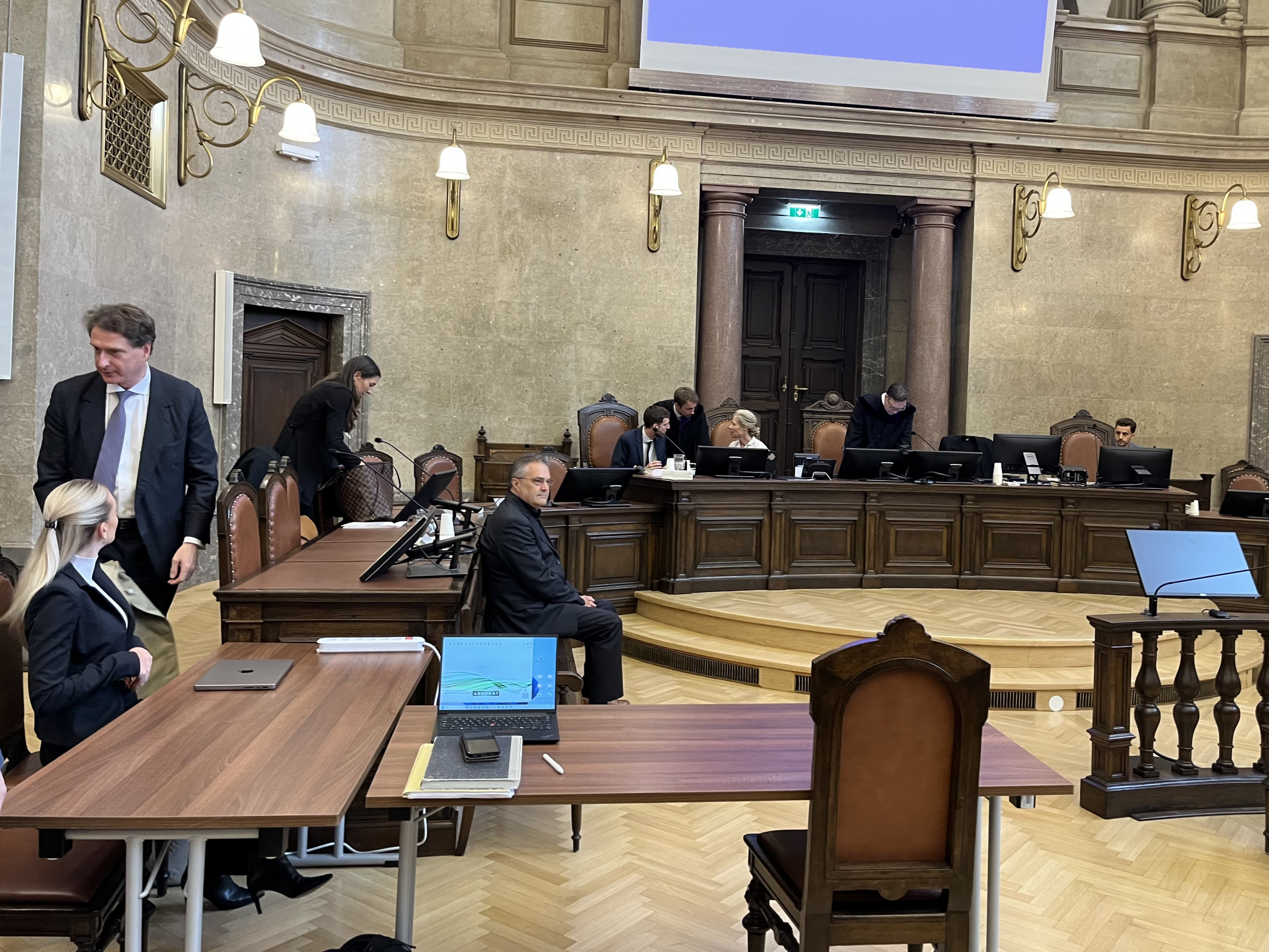 Zemský soud ve Vídni odsoudil bývalého policejního důstojníka Egista Otta...