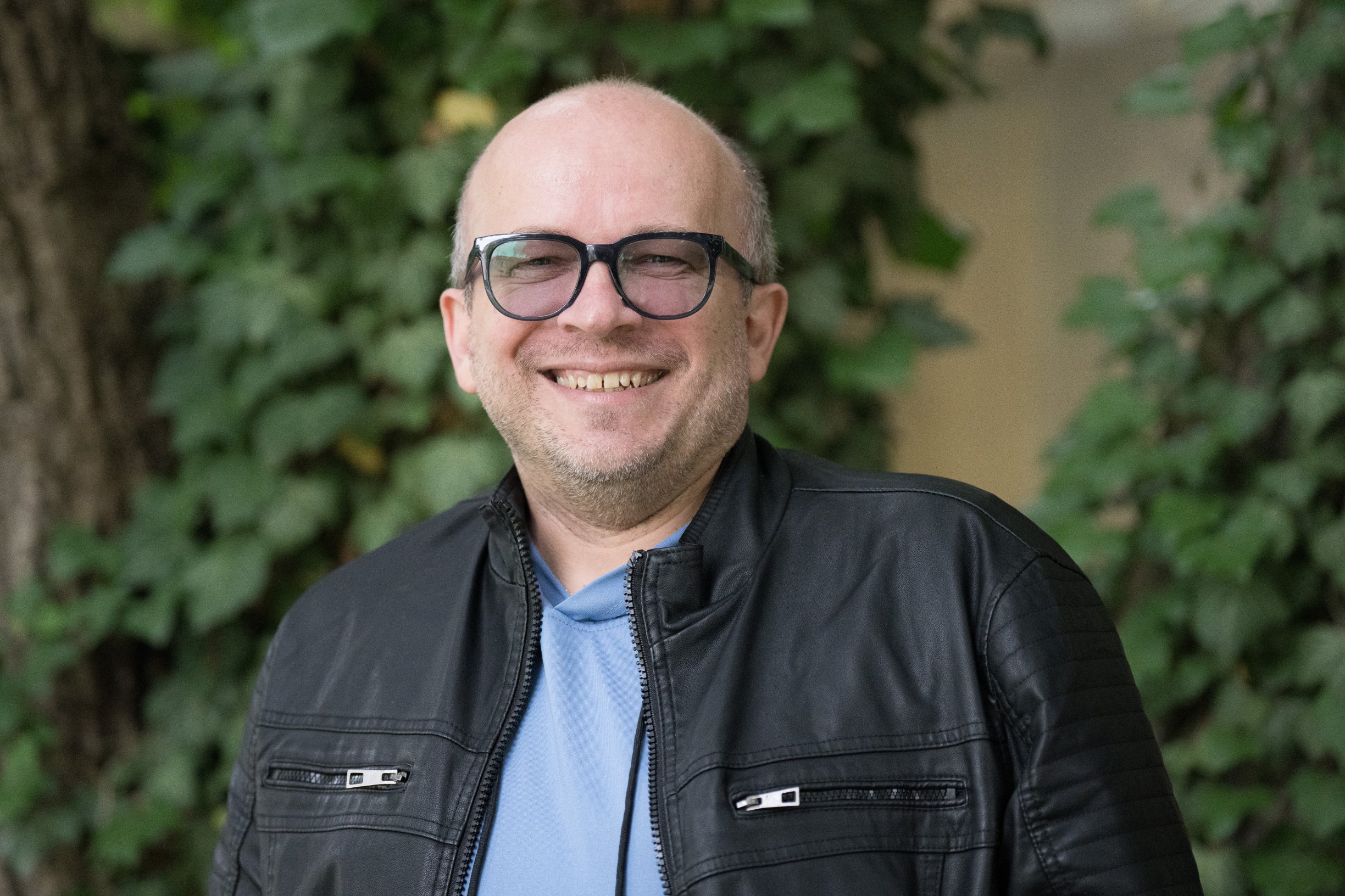 „Tak seš teplej, a co?“ Jáhen husitské církve líčí, jak našel vnitřní klid a proč odešel od katolíků