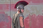 Vždyť je to Matt Damon v tunice! Co vadí kritikům filmového eposu Odyssea od Christophera Nolana