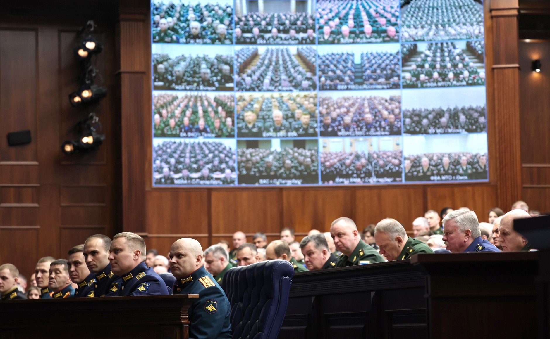 Nejpravděpodobnější vývoj války o Ukrajinu? Zamrzlá korejská fronta, říká v tajemném rozhovoru ruský generál