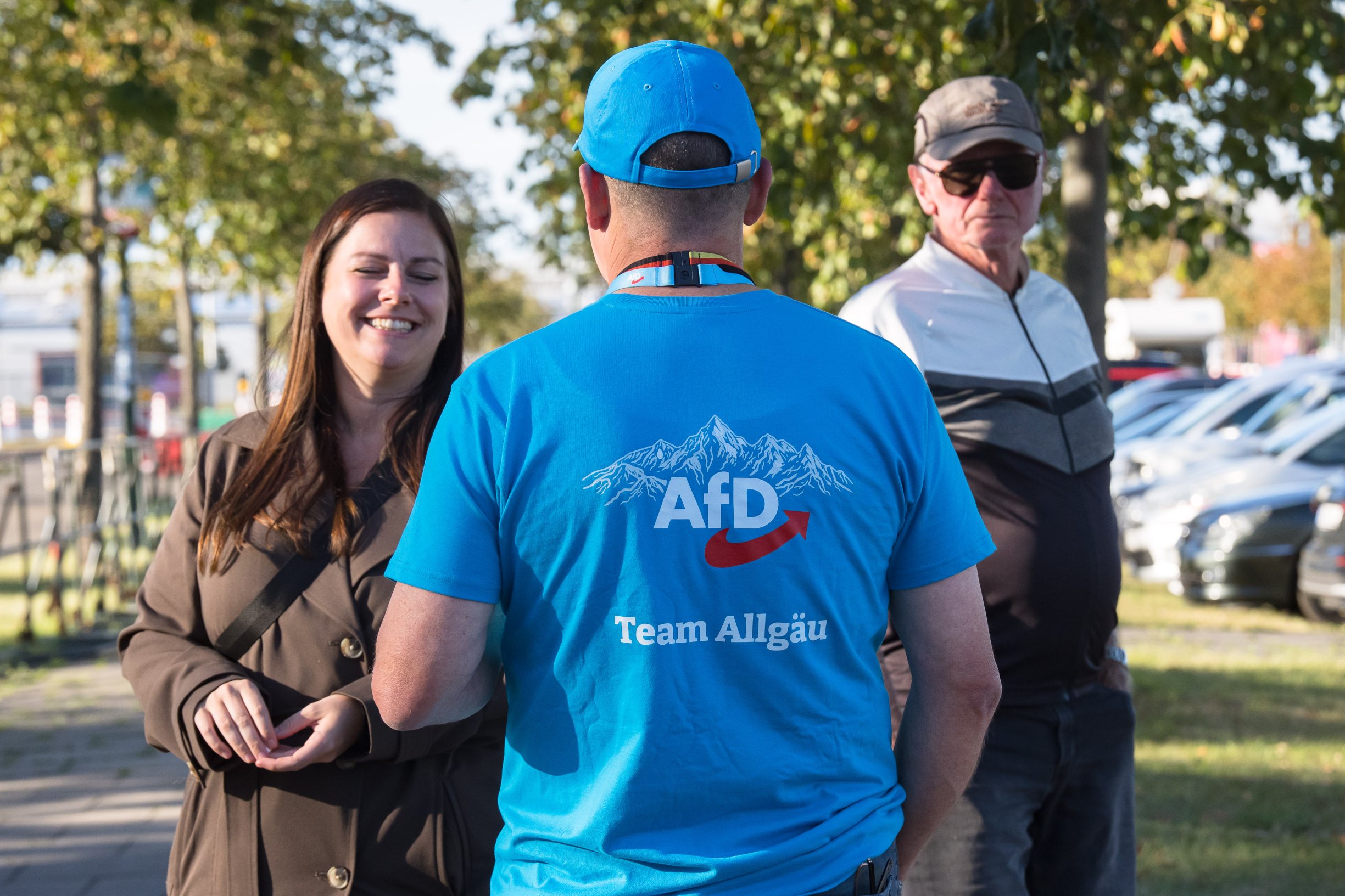 AfD mění strategii. Vznikla proti euru, teď ho část strany chce zachovat. Má to dva důvody
