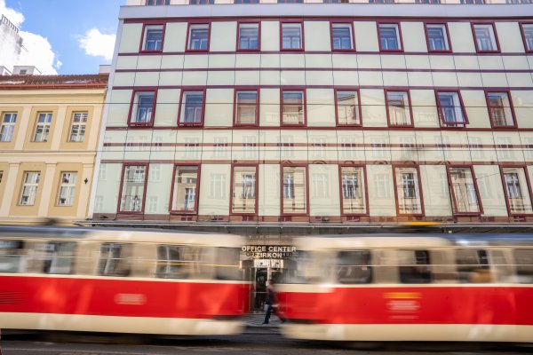 Babišova investiční skupina nenápadně získala kanceláře v centru Prahy. Ve hře je i přestavba na byty