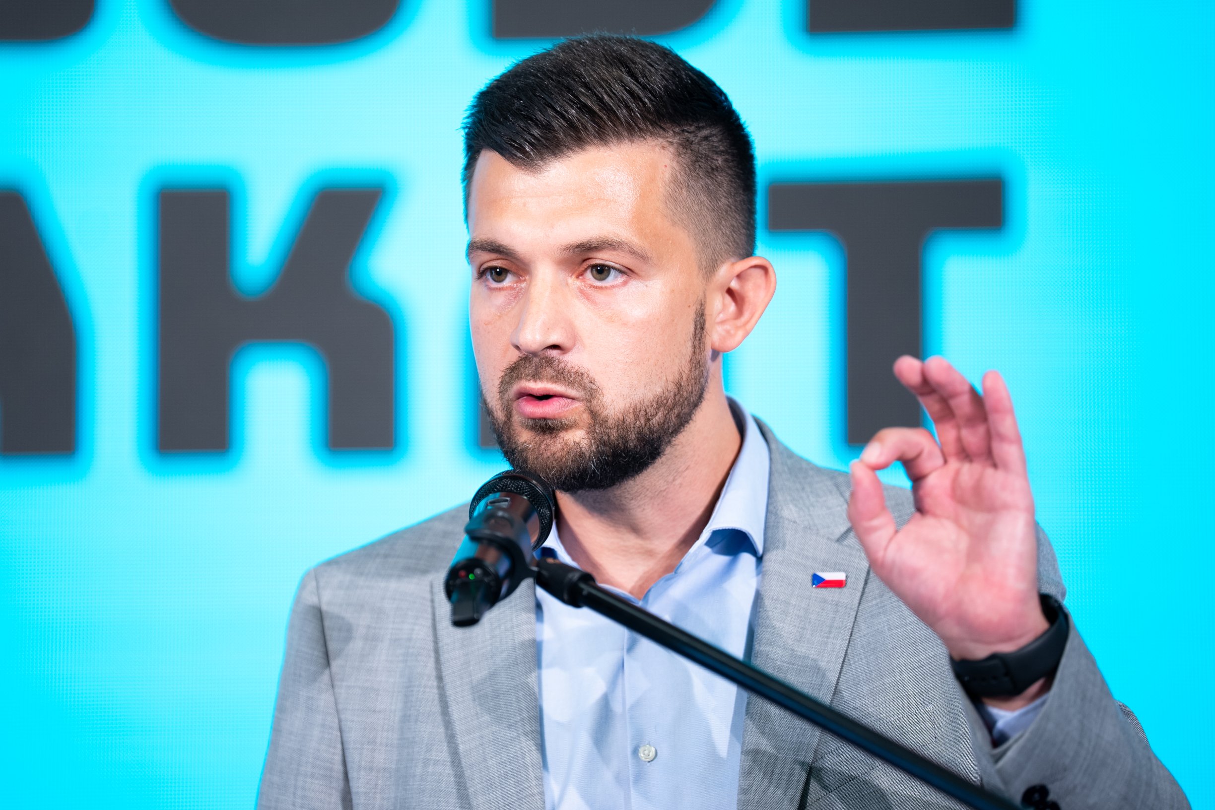 Babiš Prahu nezastrašoval, odmítá lídr ANO Hušbauer. Jen řekl, že je otevřený spolupráci