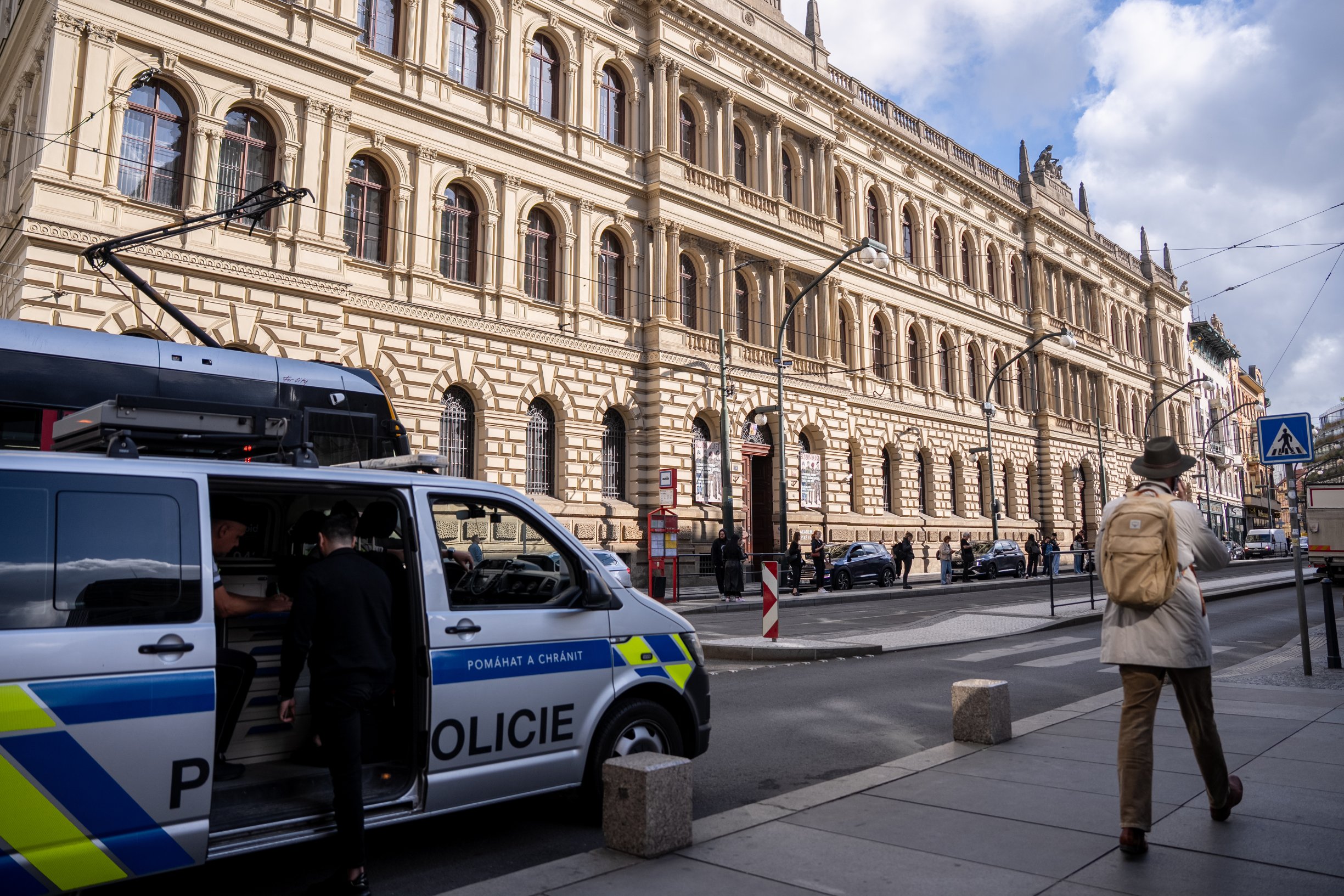 Policie zasahuje v sídle Akademie věd. Jde po fiktivních fakturách v podpůrném středisku