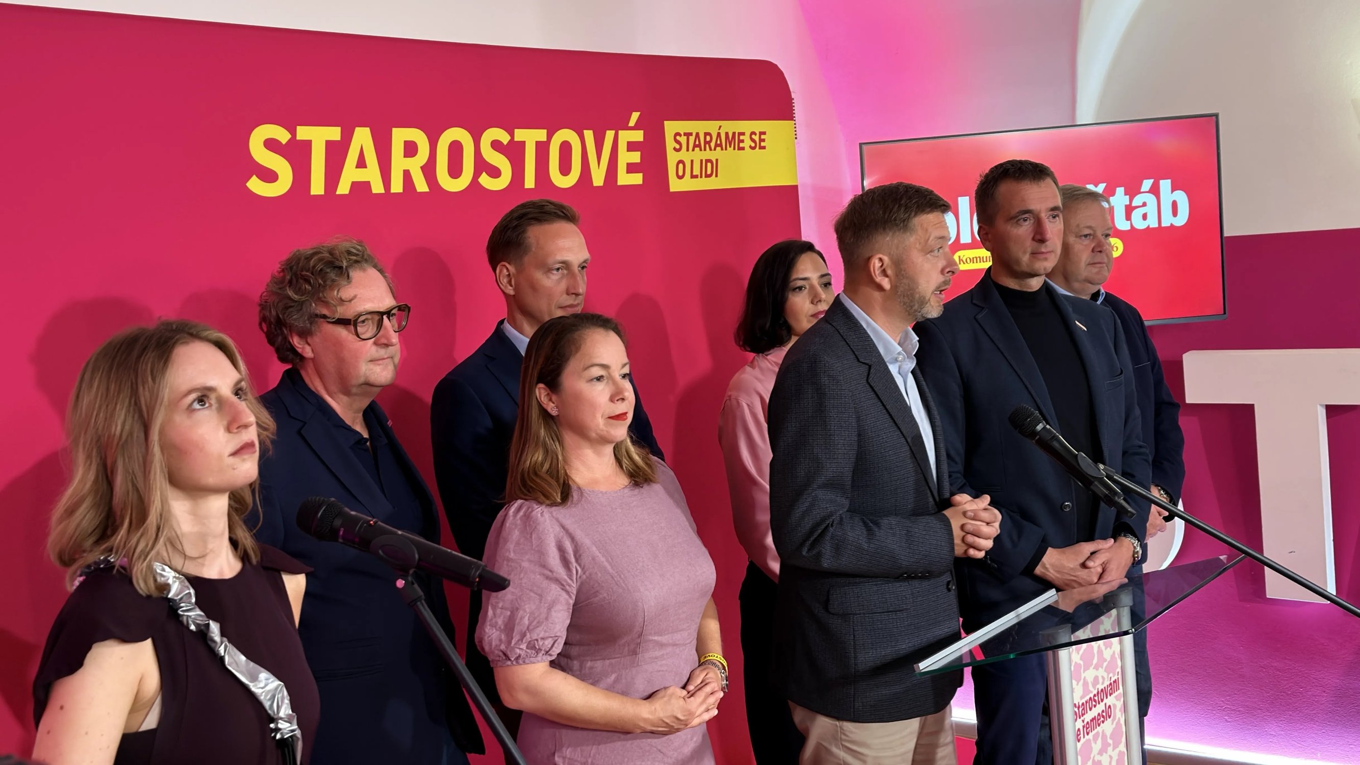 STAN vede v Praze i Brně. „Jsme nejsilnější opoziční hnutí,“ říká Rakušan