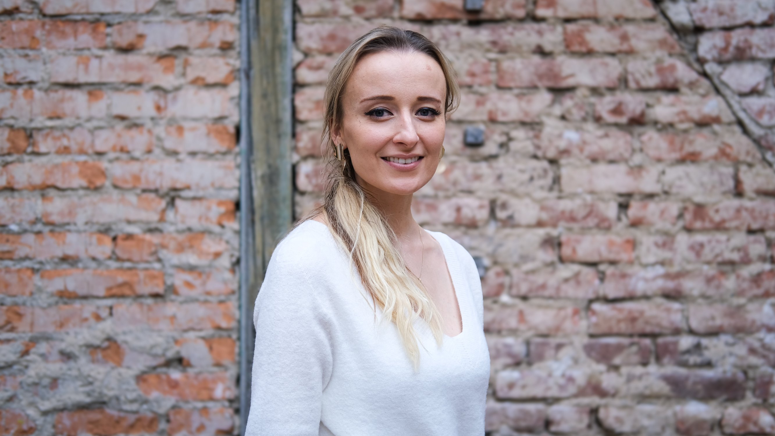 Rakovina ústní dutiny nemusí zpočátku bolet. Lékařka popisuje změny, které bychom neměli přehlédnout