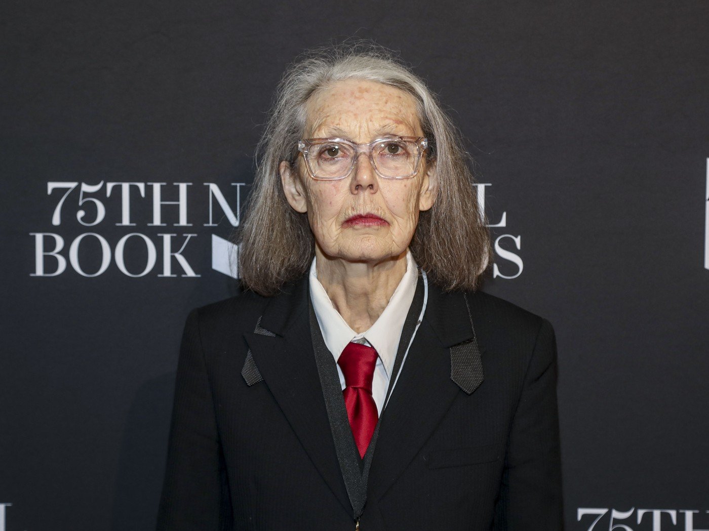 „Jako by promlouvala přímo k vám.“ Proč letošní Nobelovu cenu za literaturu získala Anne Carson
